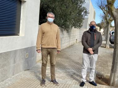 Batle, Juan Rodríguez i del regidor de Policia, Colau Escales