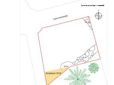 Planta de les estructures i paviment d'època baiximperial descoberts a la rectoria