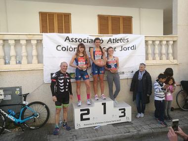 Fotos del III Duatló Sud Colònia de Sant Jordi celebrat avui amb la participació de 136 atletes