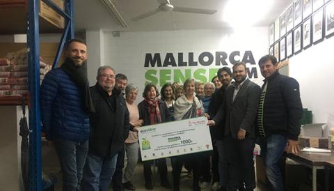 Ecovidrio convierte el vidrio reciclado por los mallorquines en alimentos para familias más necesitadas